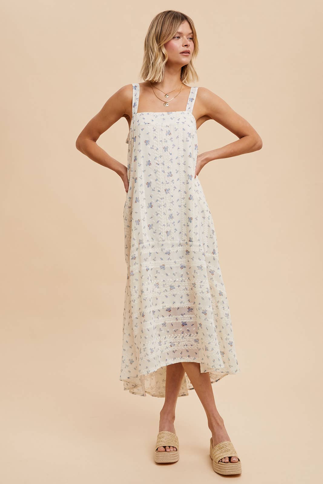 ⭐️SALE!!!⭐️ FLORAL EMBROIDERED SLEEVELESS MAXI
