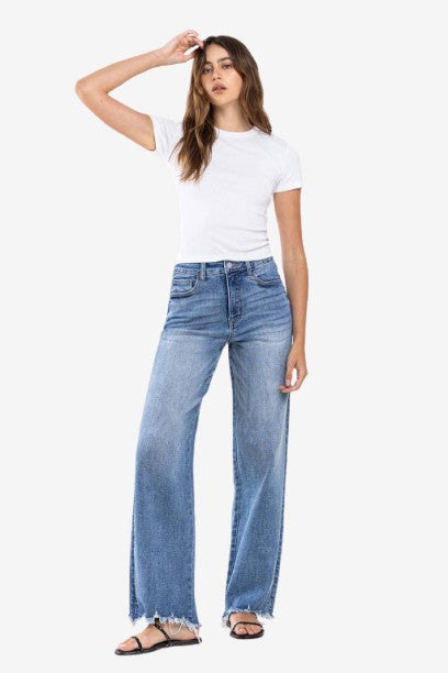 PLUS SIZE SUPER HIGH RISE RAW HEM LOOSE FIT JEANS