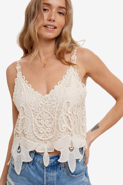 🎉SALE!!!🎉FLORAL CROCHET LACE CAMI