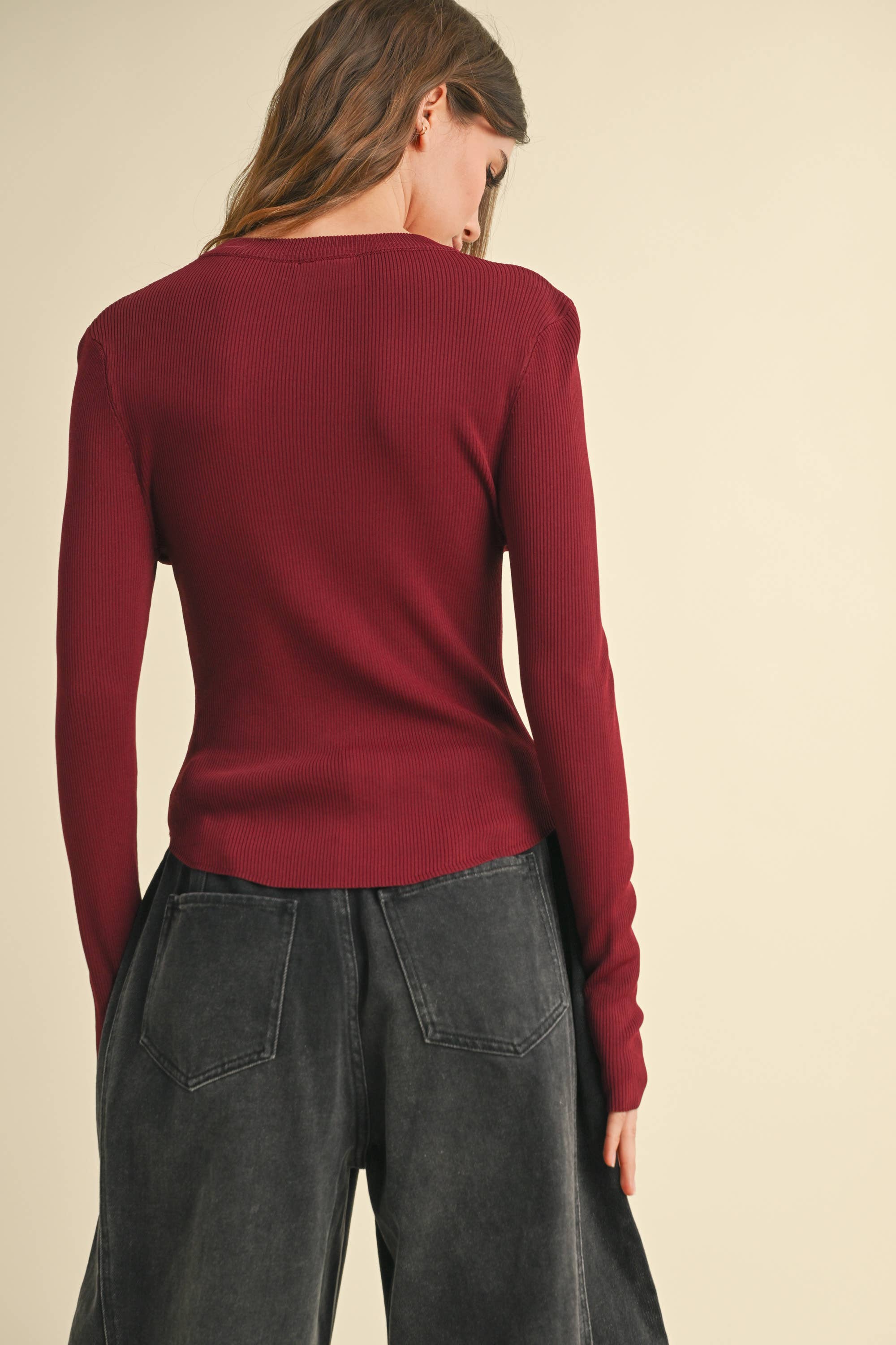 RIBBED LONG SLEEVE BASIC TOP