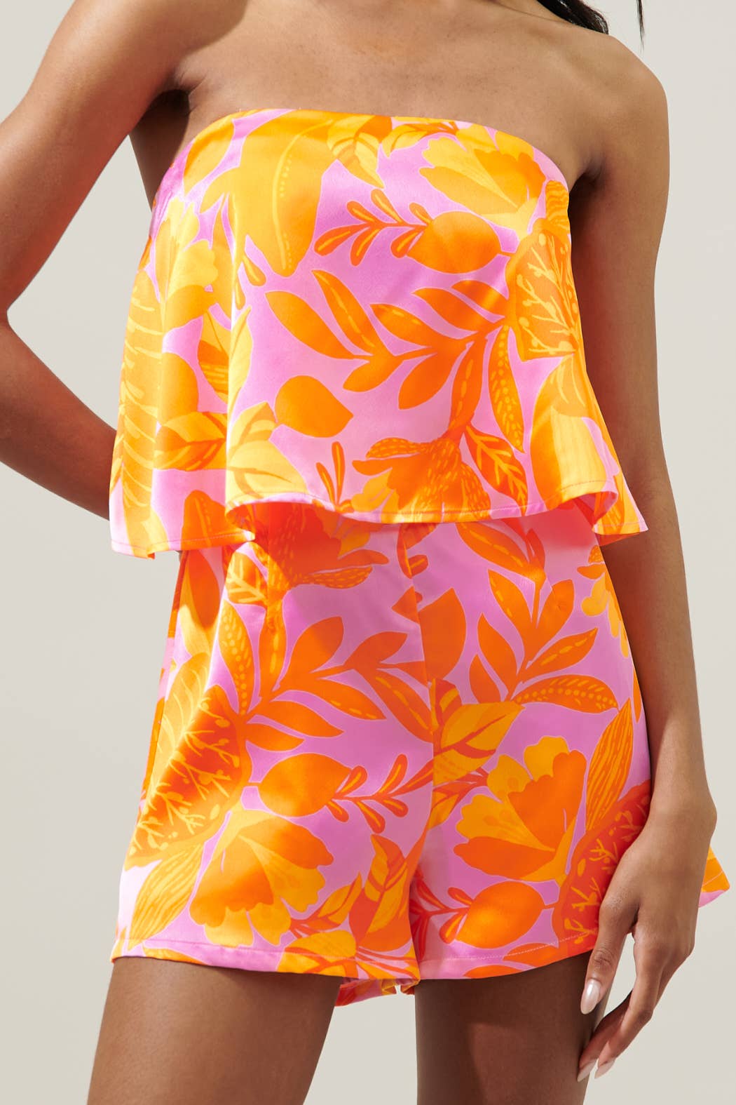 🎉SALE!!!🎉 Tropicana Strapless Romper