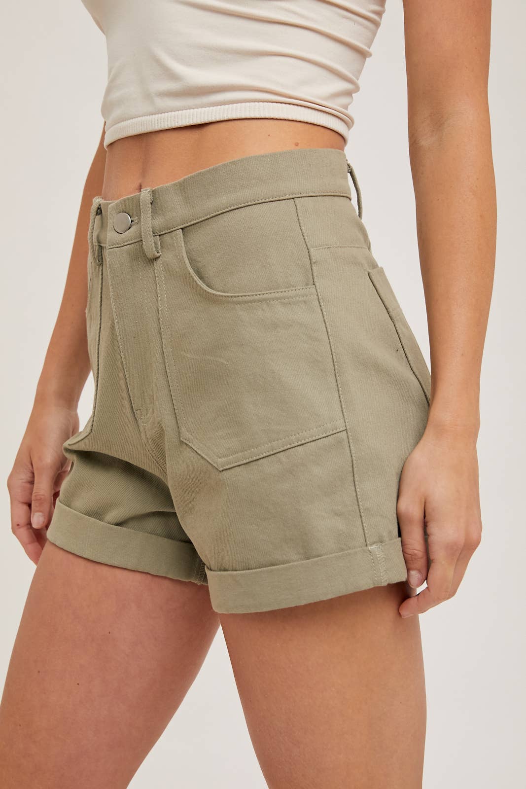 HIGH-RISE DENIM MOM SHORTS SIDE POCKETS