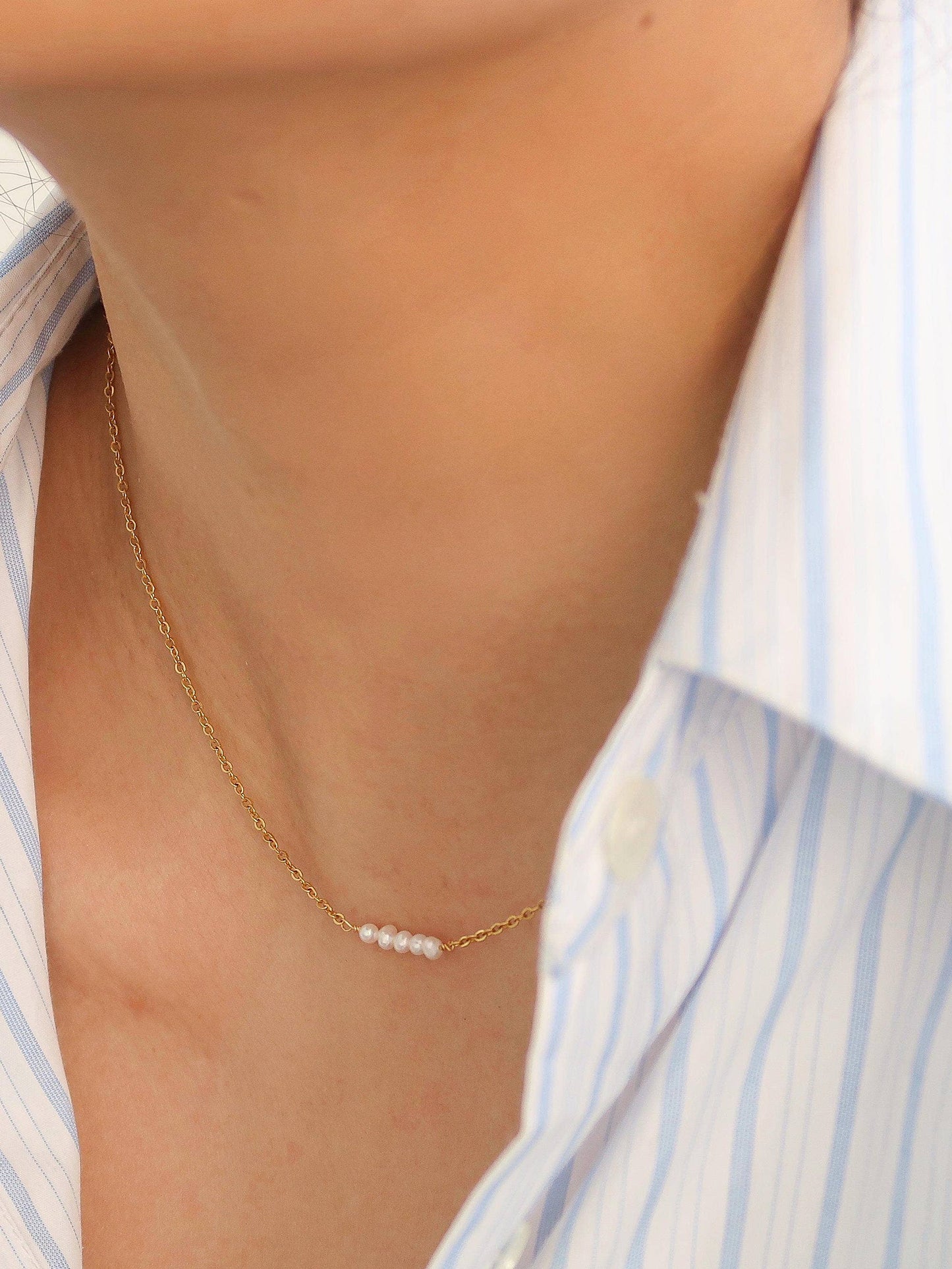 Luna Pearl Bar Necklace