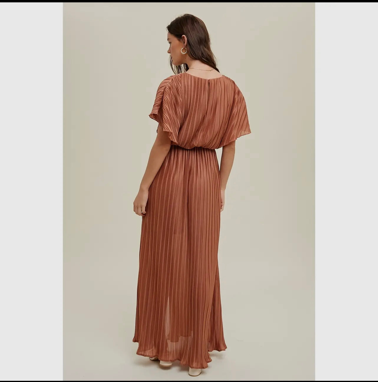 🎉SALE!!🎉 PLEATED MAXI DRESS WITH SLIT