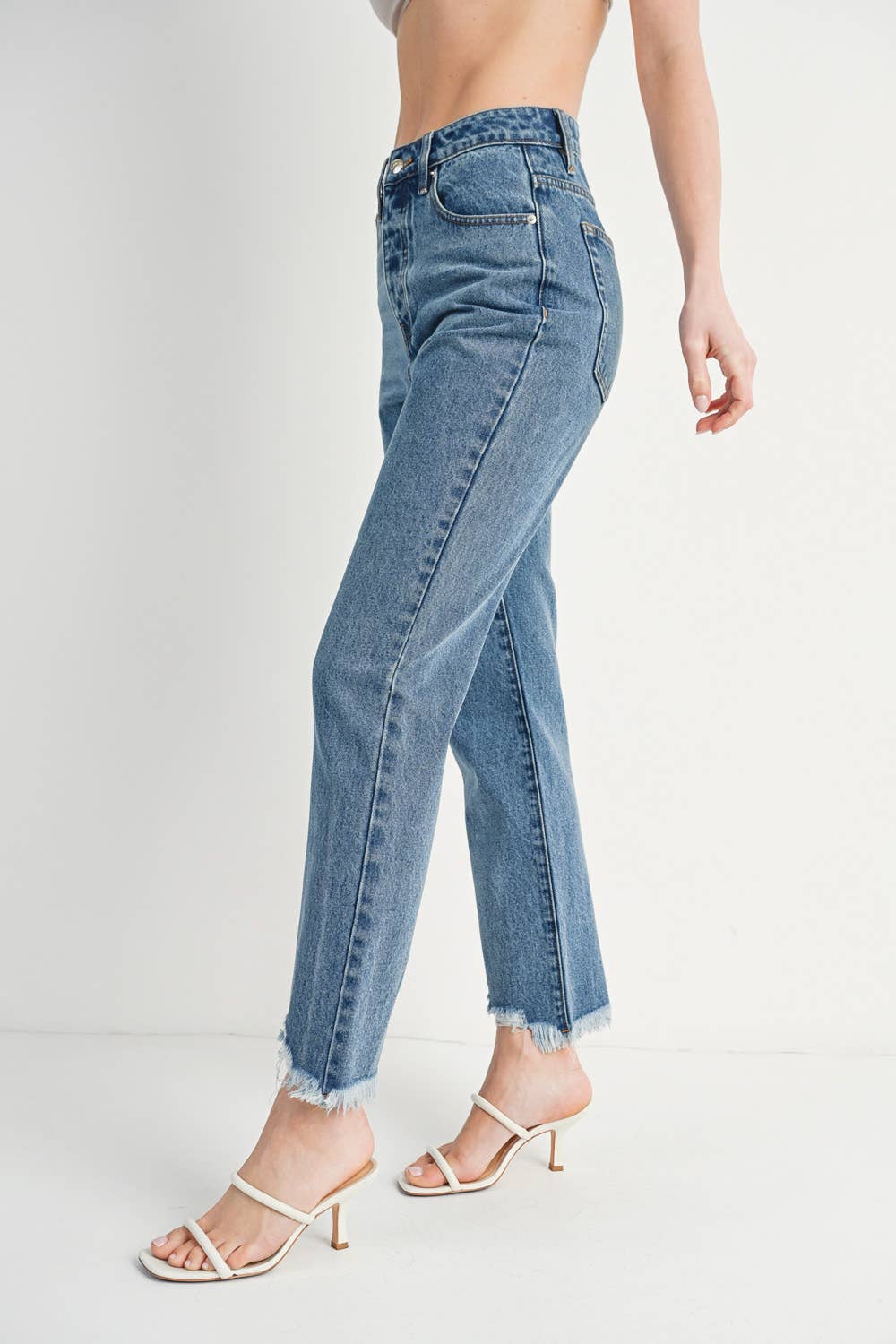 HIGH RISE STRAIGHT LEG DISTRESSED RAW HEM JEANS