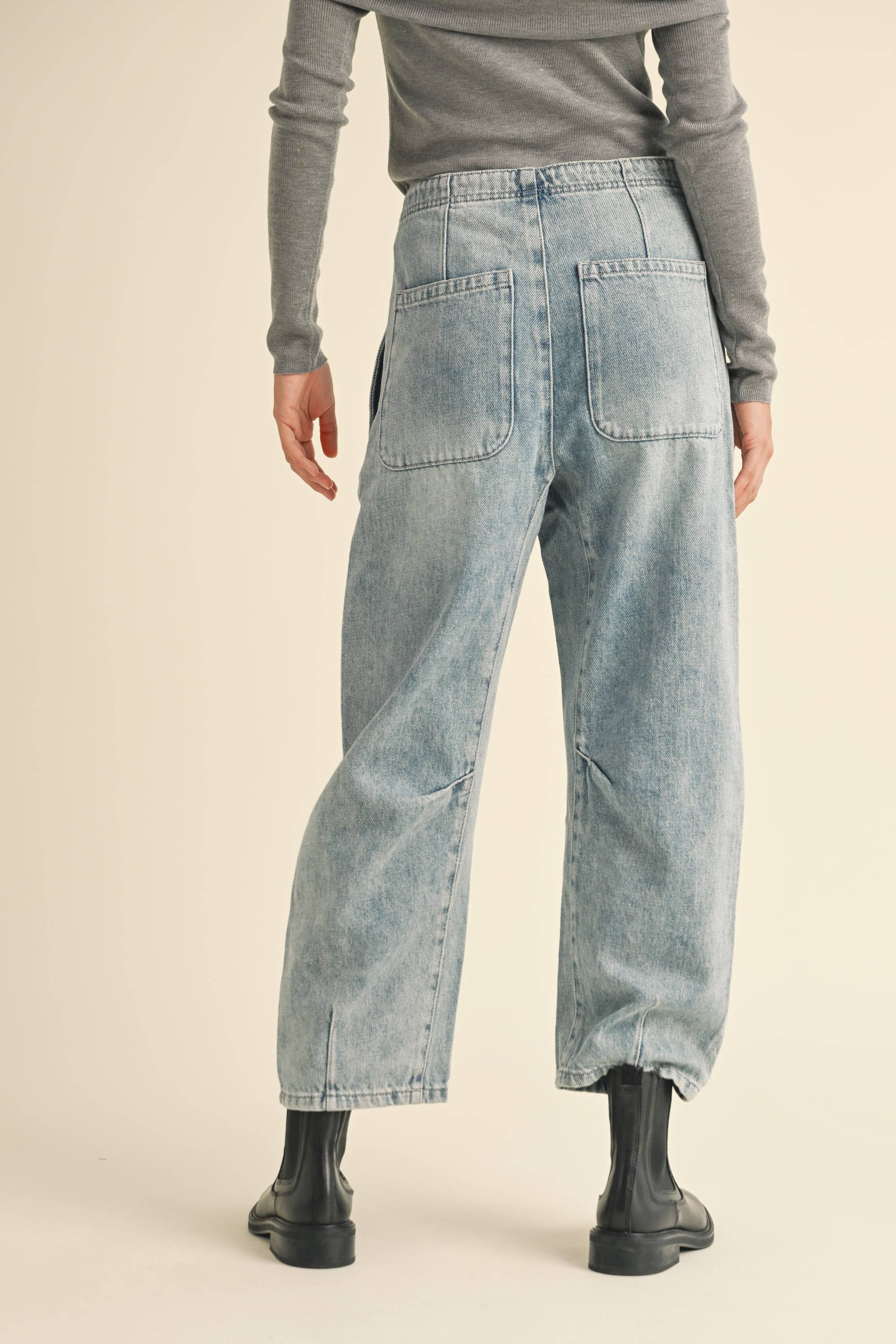 DENIM BUTTON FRONT BARREL PANTS